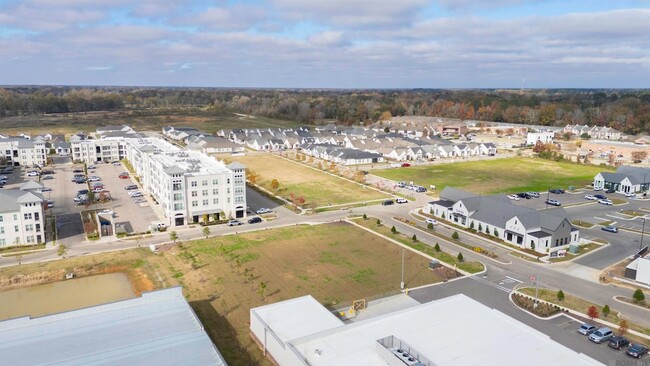 Building Photo - 14035 Grand Settlement Blvd