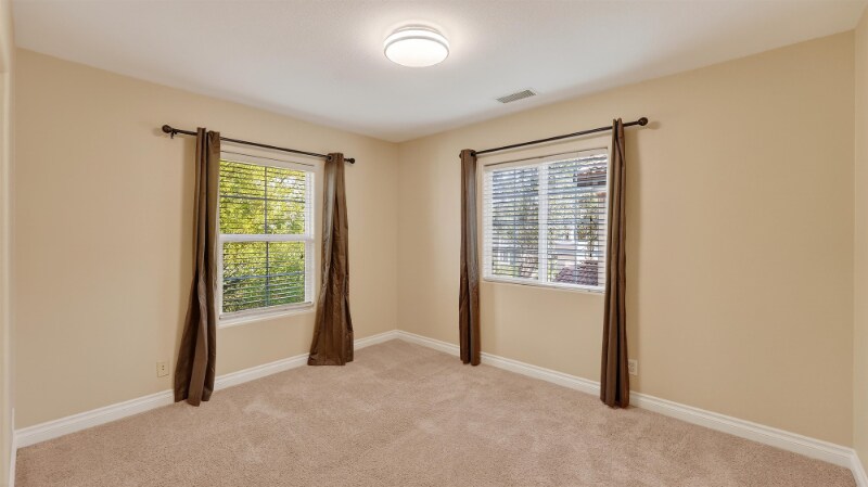 Building Photo - 63 Potters Bend