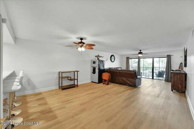 Building Photo - 300 S Banana River Blvd