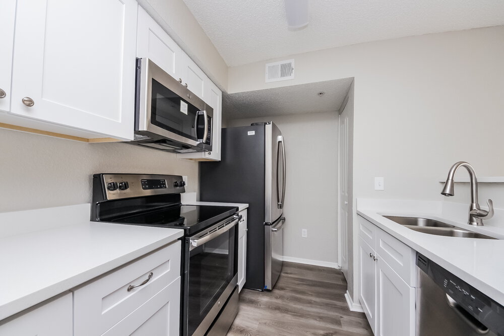 Building Photo - 2217 Grand Cayman Ct