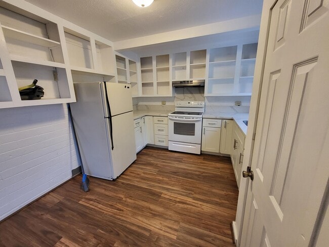 Building Photo - 3775 Anuhea St