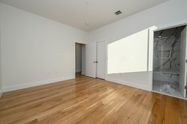 Building Photo - 1707 Palisade Ave