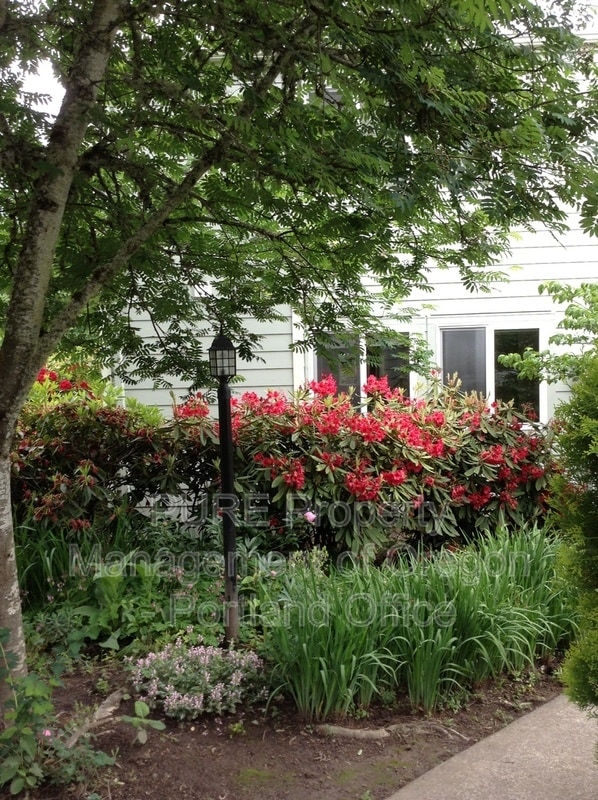 Building Photo - 5160 NW Neakahnie Ave