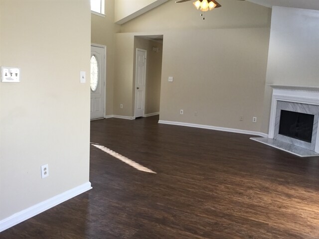 Building Photo - 4646 Falcon Chase Dr SW