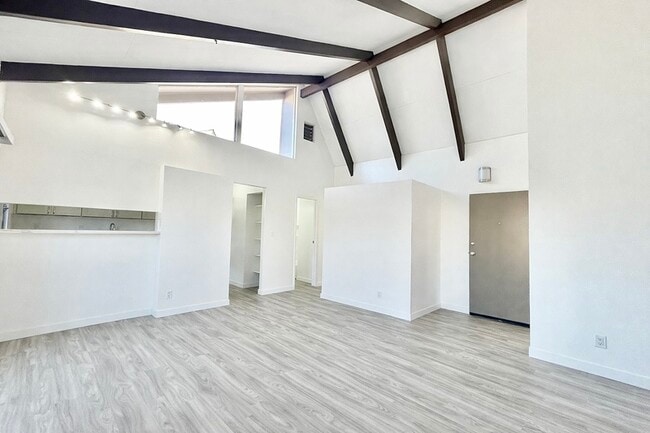 Building Photo - 94-431 Keaoopua Street - 102