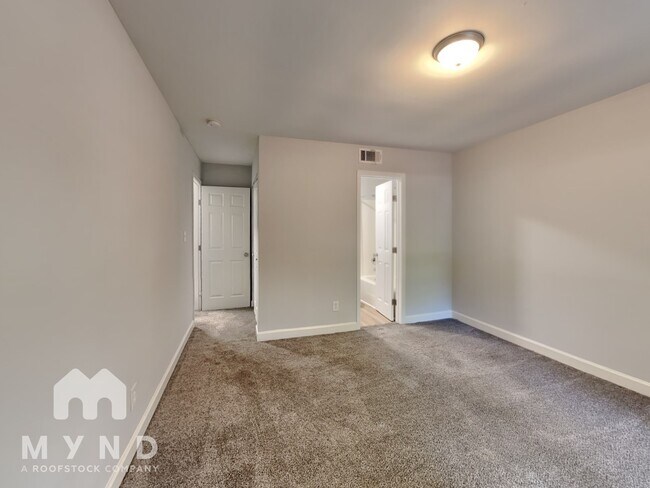 Building Photo - 6489 Parton Ct