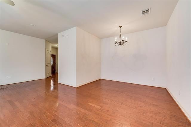 Building Photo - 2903 Holly Ln