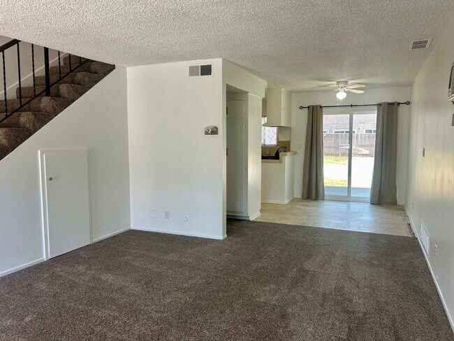 Building Photo - 11587Celi