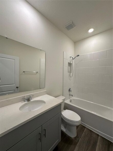 Building Photo - 3272 Arch Ave