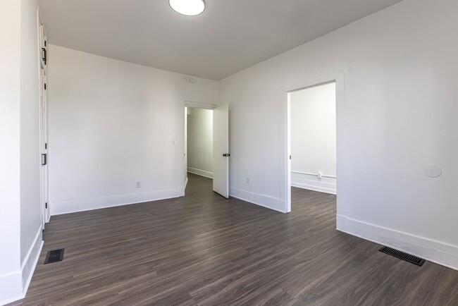 Building Photo - 974 Manton Way