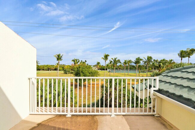 Building Photo - 360 Bella Vista Ct N