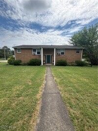 Building Photo - 525 North Rd