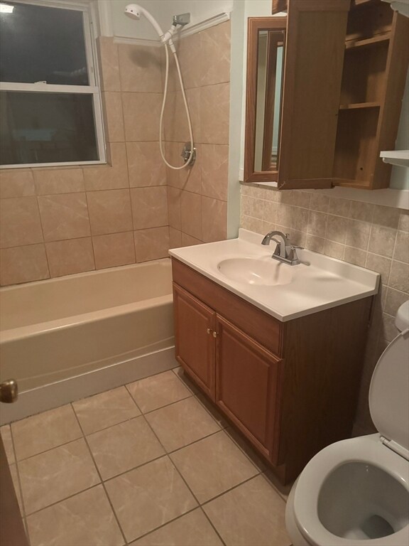 Building Photo - 9 Bradford St