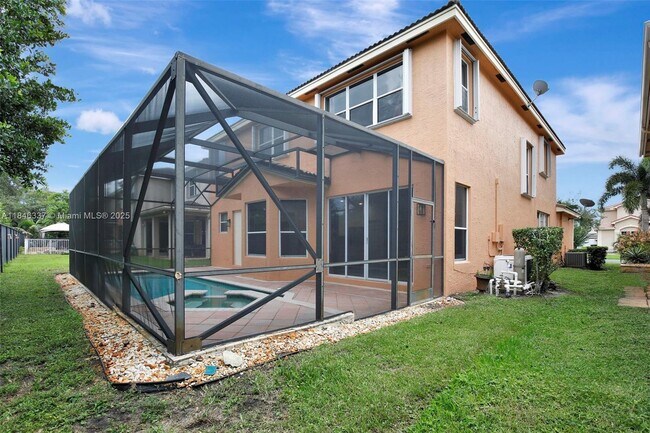 Building Photo - 15421 SW 18th St