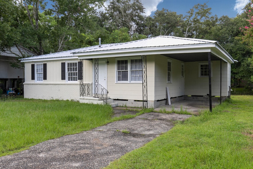 Building Photo - 1712 Perch Dr