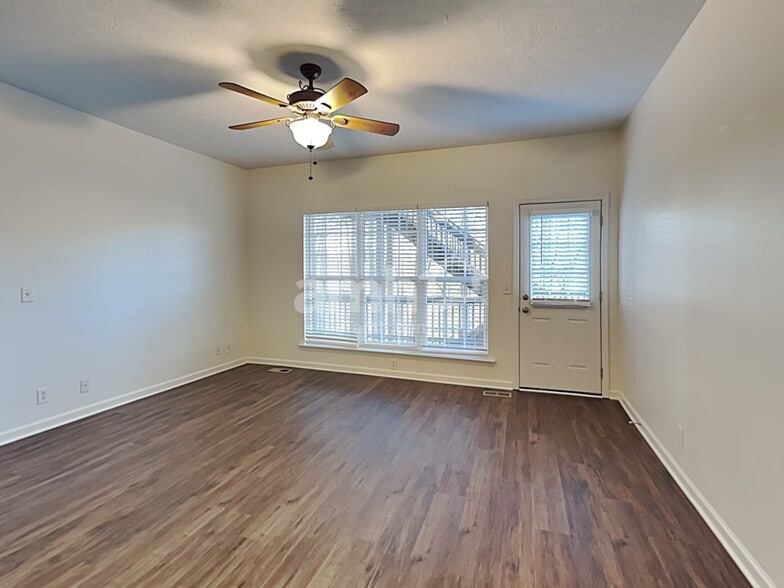Building Photo - 5229 Ridgefalls Way