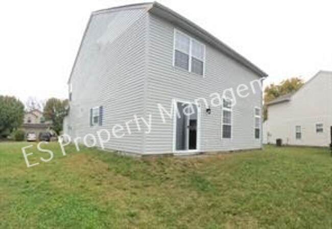 Building Photo - Wonderful  4 Bedroom 2.5 Bathroom Two Stor...