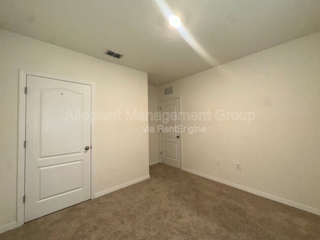 Building Photo - 1554 Oak Reserve Dr