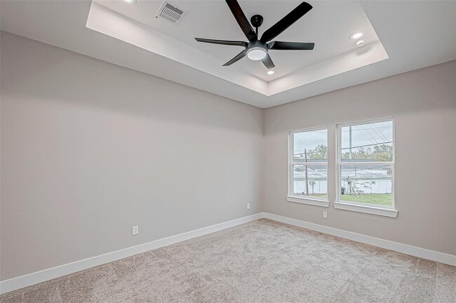 Building Photo - 7201 Edmont Ln