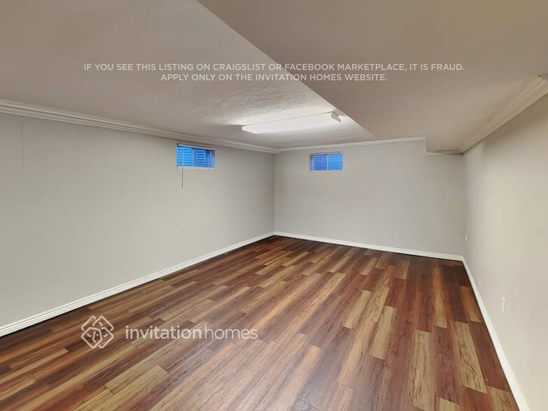 Building Photo - 5405 Jellison St