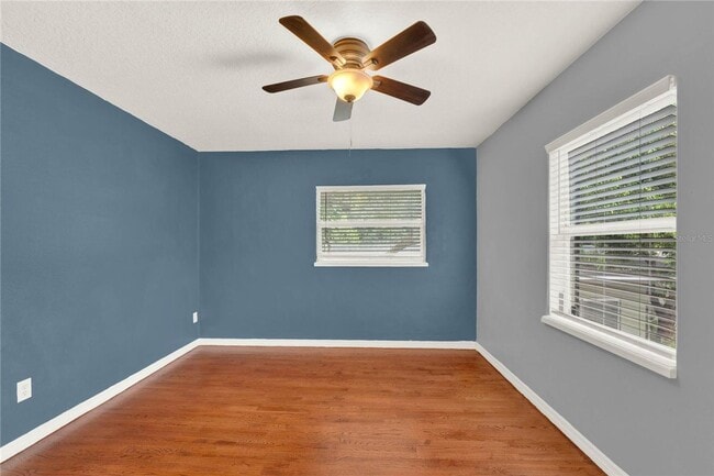 Building Photo - 1020 Alba Dr