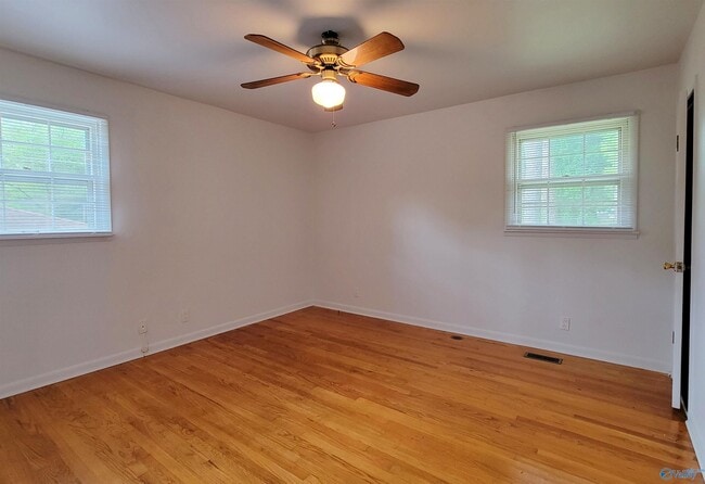 Building Photo - 3315 Charleston Ave NW