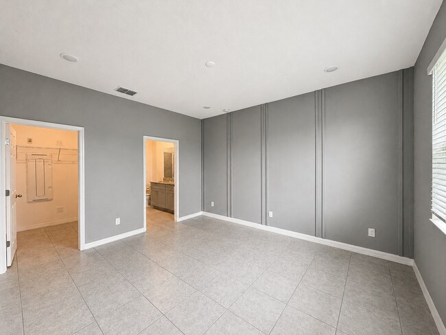 Building Photo - 214 Tarpon Bay Blvd