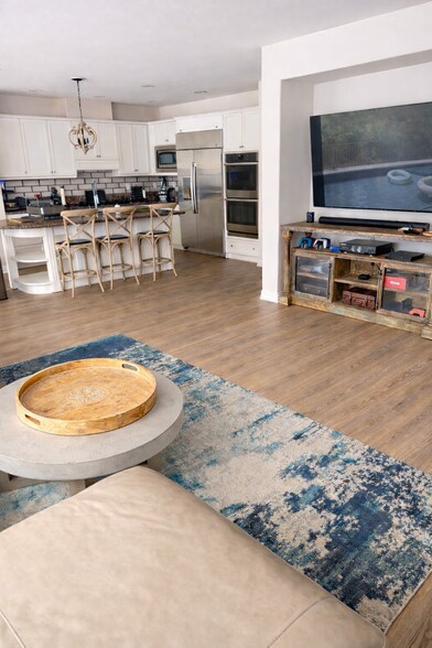 Building Photo - 6785 Mallee St