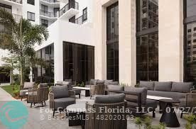 Building Photo - 11200 Biscayne Blvd