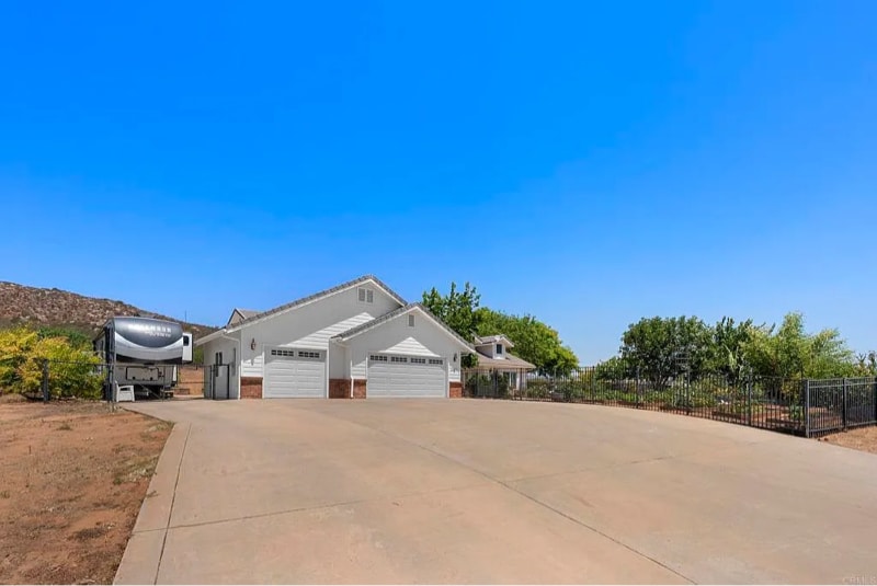 Building Photo - 2090 Quail Meadow Rd