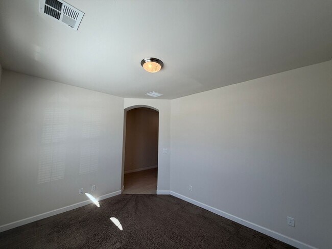 Building Photo - 3 Bedroom Plus Office Single Story New Construction Available Near Woodmont Ave NW & Rainbow Blvd...