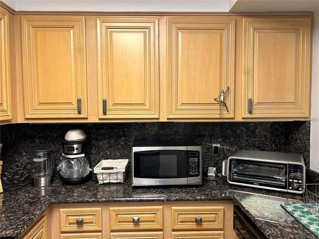 Building Photo - 2333 Feather Sound Dr