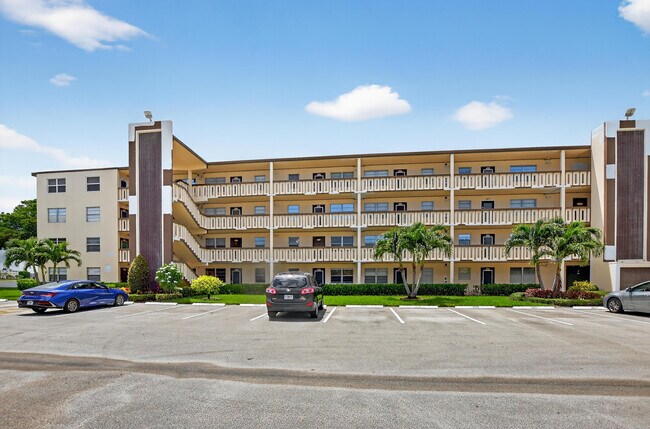 Building Photo - 2017 Wolverton E