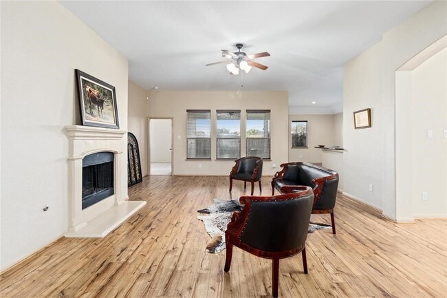 Building Photo - 2886 Aurelia Ln