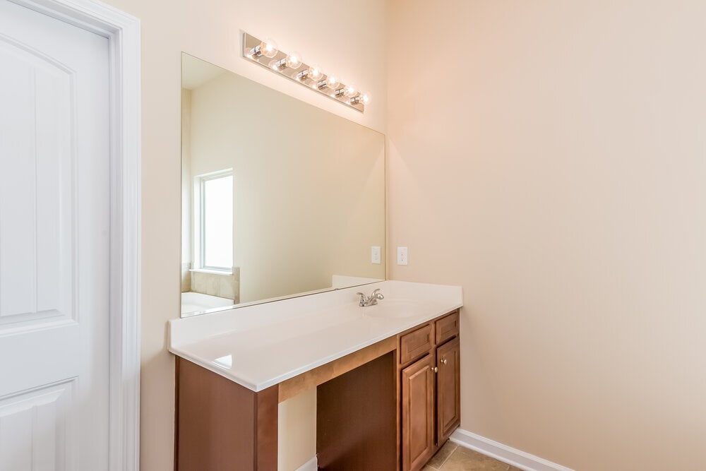 Building Photo - 803 Kite Way