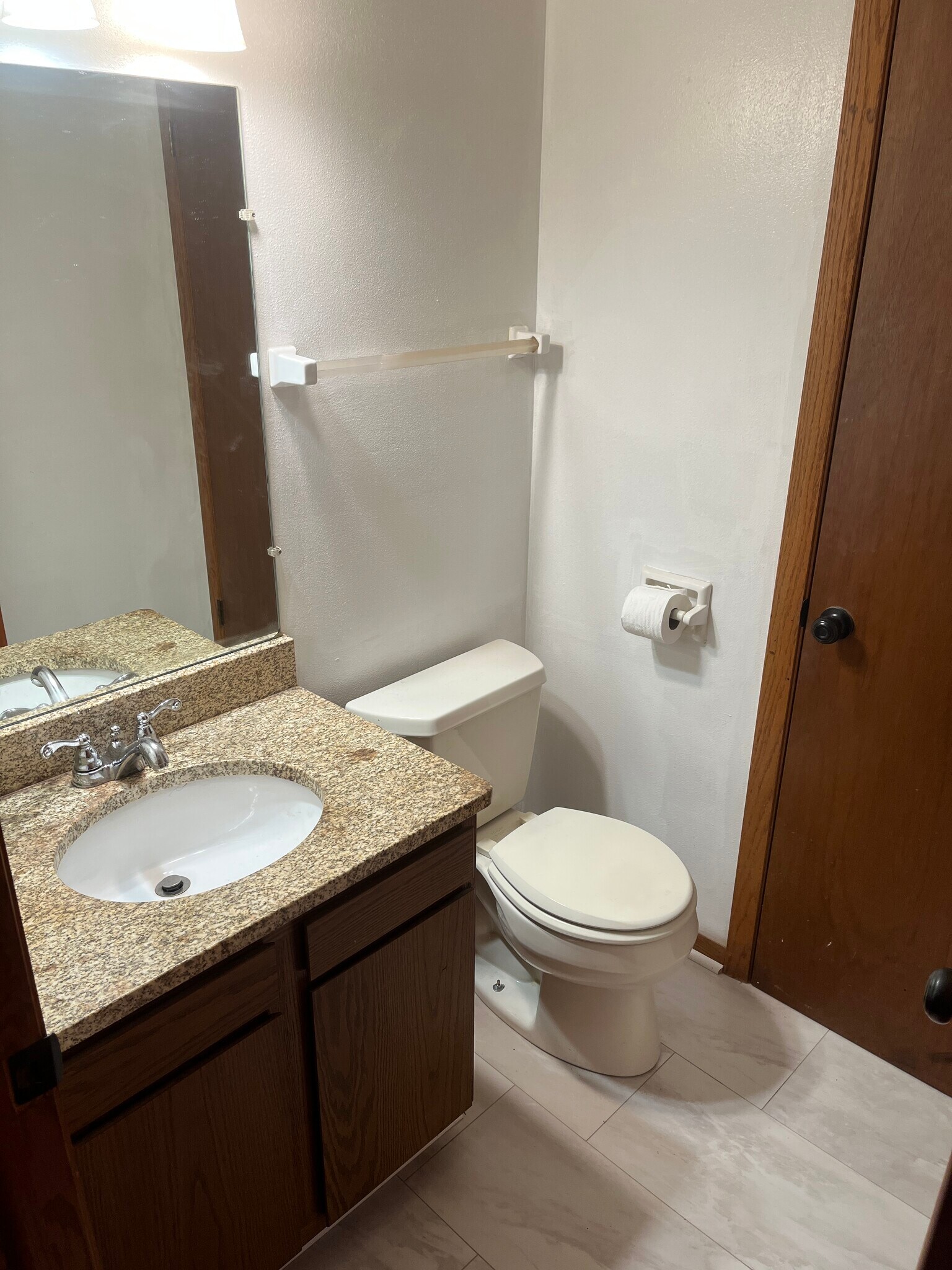 Upper bathroom - 1325 Camden Way