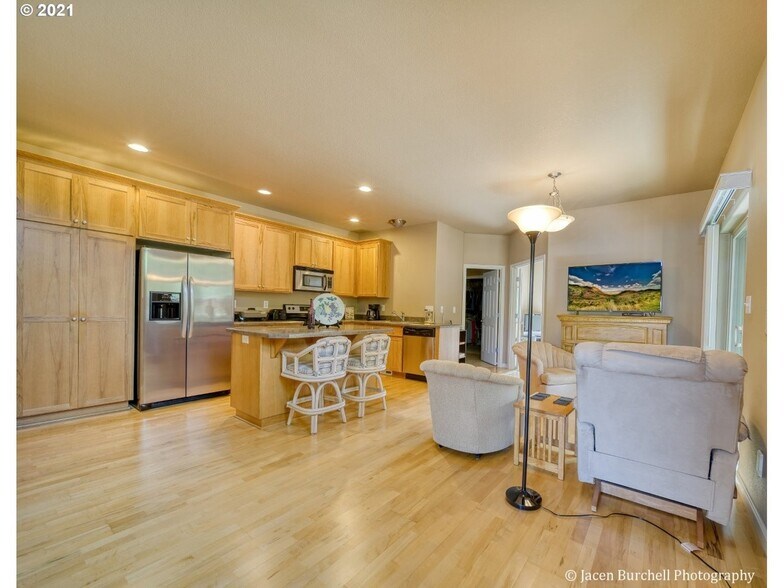 Building Photo - 111 Coho Ter