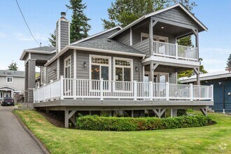 Building Photo - View Home in Quiet Neighborhood