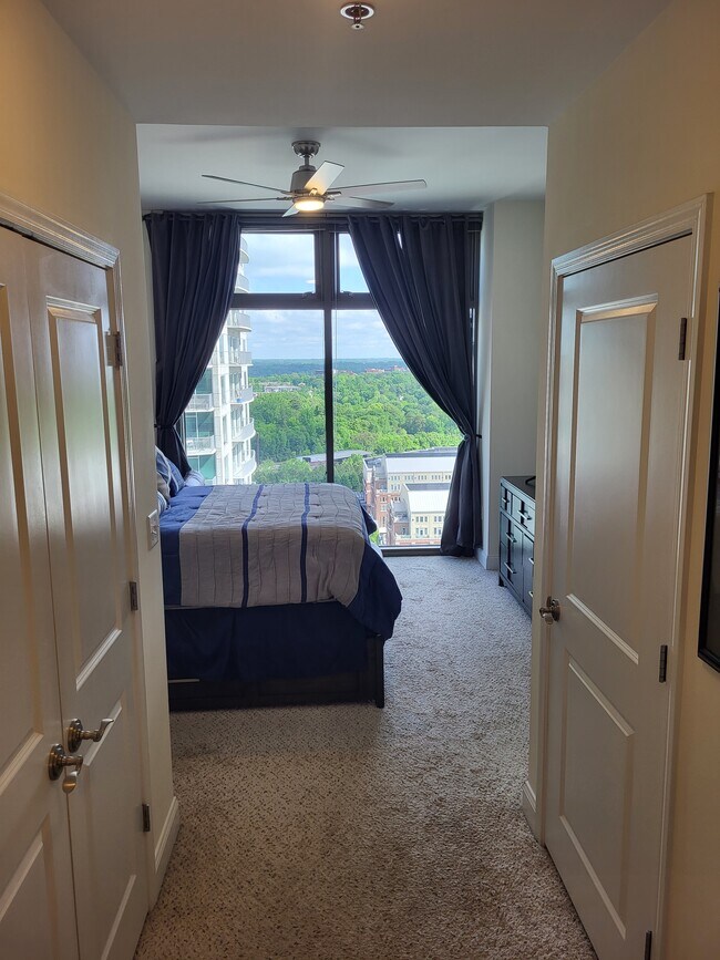 Building Photo - 270 17th St NW