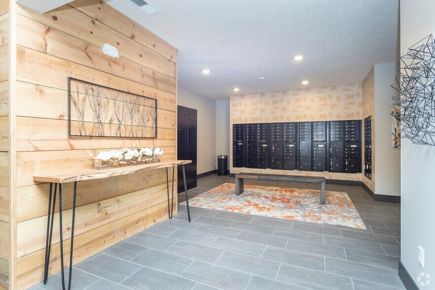 Live Hawthorne 17665 Welch Plz Omaha NE 68135 Apartment Finder