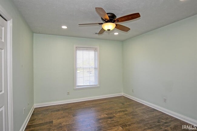 Building Photo - 4422 Wynbrooke Dr