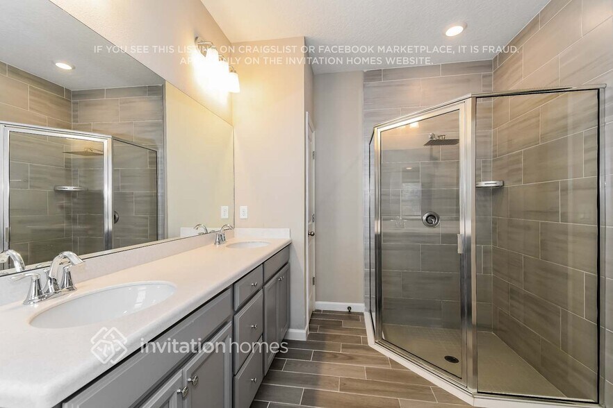 Building Photo - 9998 Lemon Grass Ln