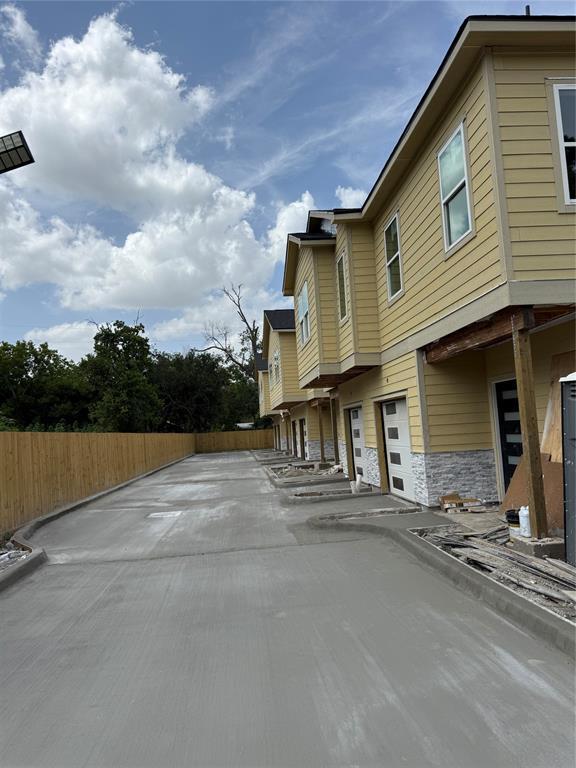 Building Photo - 3537 Alderfer St