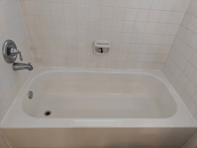 Building Photo - 8770 Royal Palm Blvd