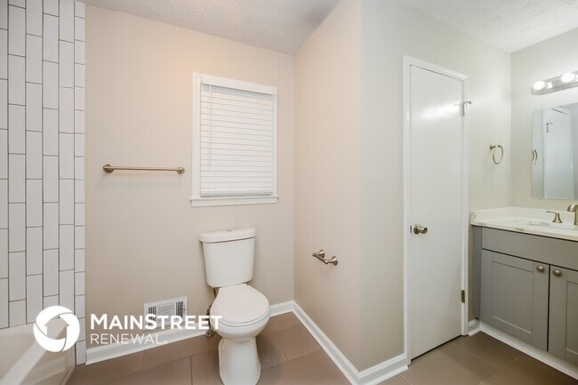 Building Photo - 2653 Marcia Dr SW