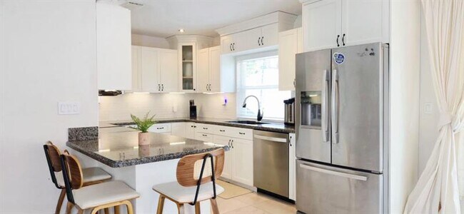 Building Photo - 10253 SW 50th St