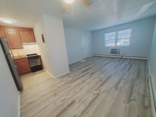 Building Photo - 151 Courtland Ave