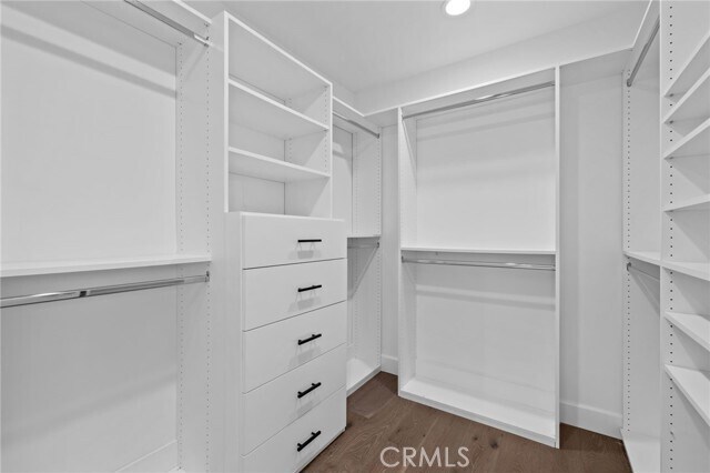 Building Photo - 827 N Lamer St