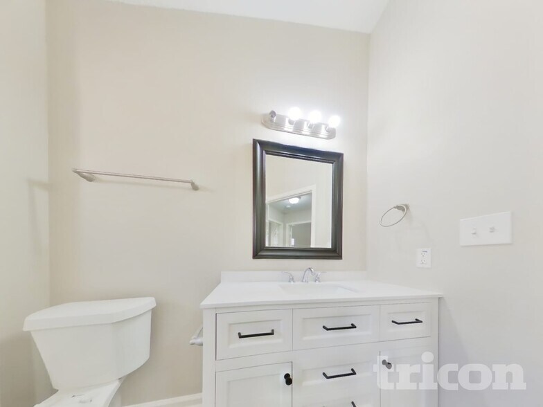 Building Photo - 3114 Kelling St