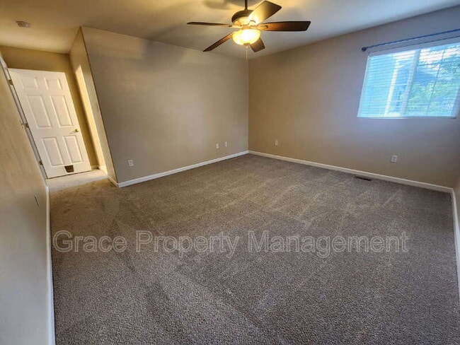 Building Photo - 5157 Paloma St